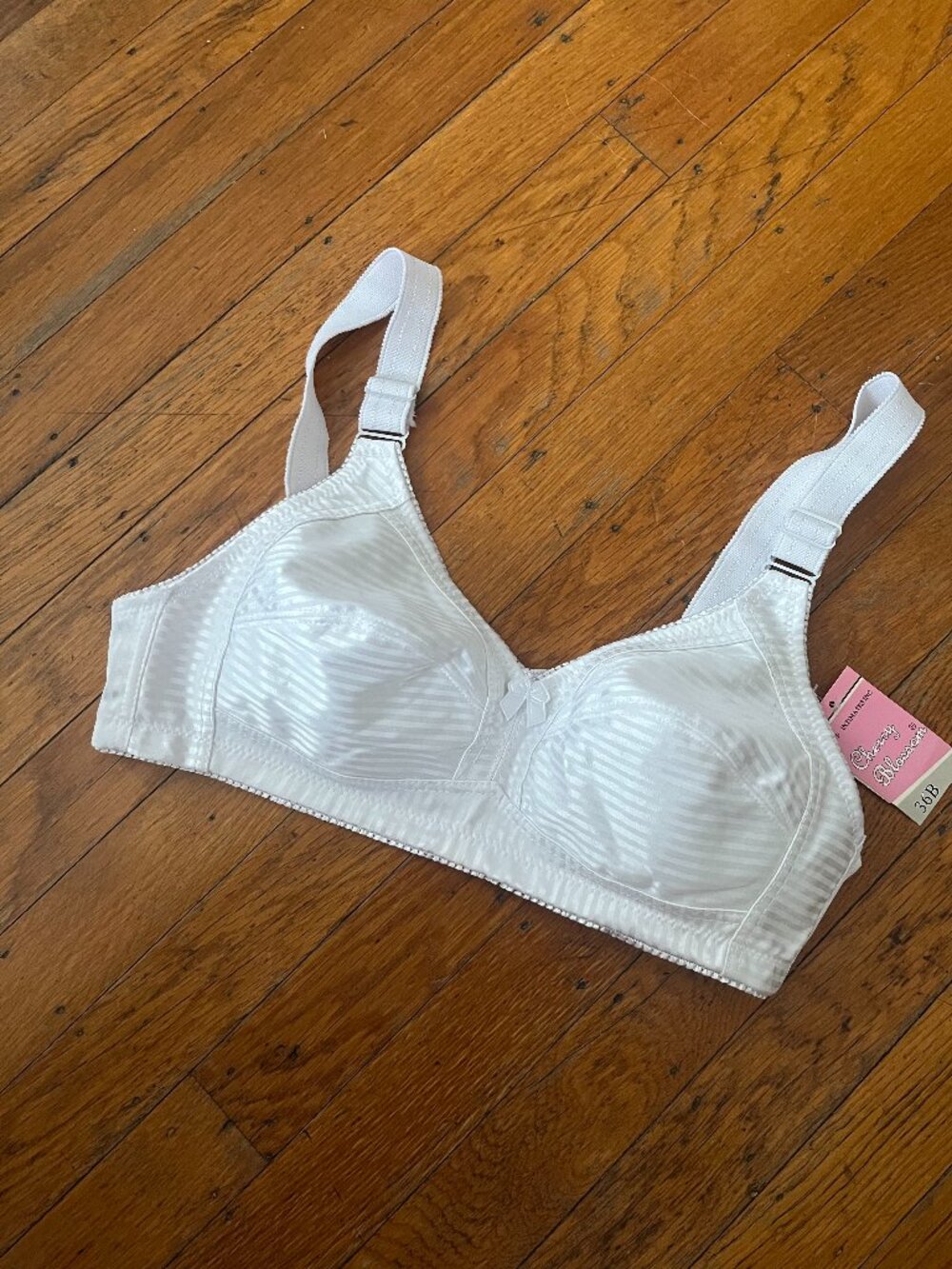 Vintage 1960s Deadstock White Satin Striped Full Coverage Bra 36B